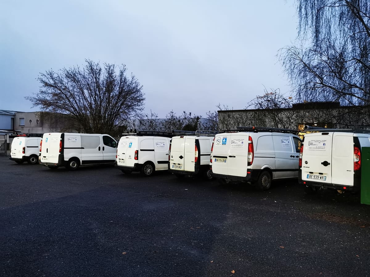 La flotte de camionnettes Feuillerat à Saint-Médard-en-Jalles